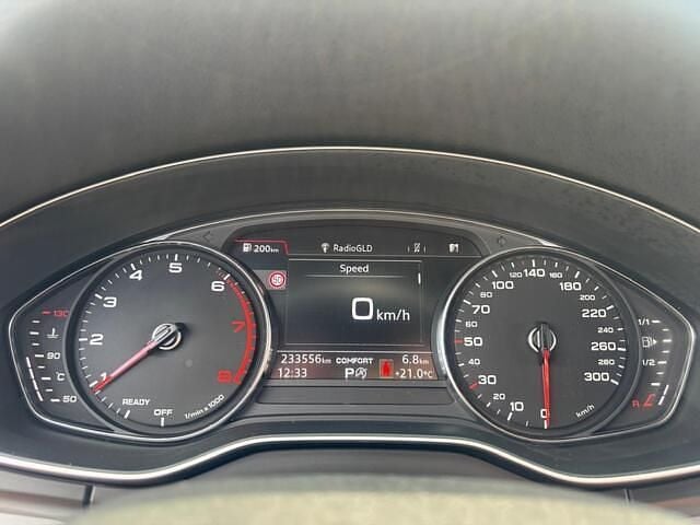 Rood, metallic lak Gebruikt 2018 Audi Q5 S-Line SUV | € 20.950 (Goede deal) - Afbeelding 1/3