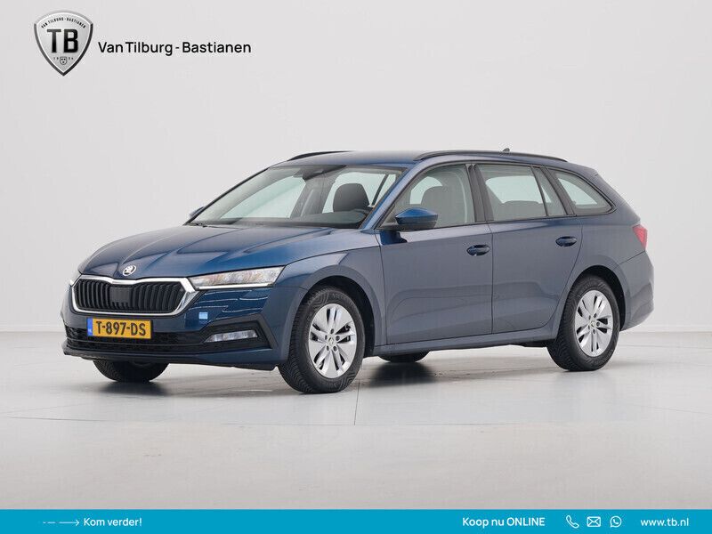 Blauw Gebruikt 2023 Skoda Octavia Business Line Stationwagen | € 22.835 (Eerlijke prijs) - Afbeelding 1/4