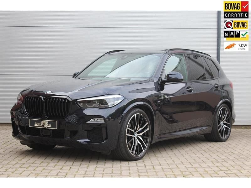 Zwart Gebruikt 2021 BMW X5 Executive SUV | € 61.950 (Eerlijke prijs) - Afbeelding 1/4