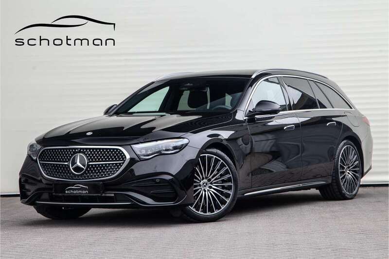 Zwart, metallic lak Gebruikt 2024 Mercedes E300 AMG line Stationwagen | € 62.500 (Iets duurder) - Afbeelding 1/4