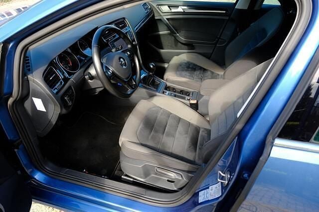 Blauw Gebruikt 2015 VW Golf VII Edition Stationwagen | € 12.450 (Goede deal) - Afbeelding 1/4