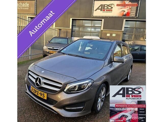 Grijs Occasion 2015 Mercedes B200 Prestige MPV | € 12.999 (Eerlijke prijs) - Afbeelding 1/4