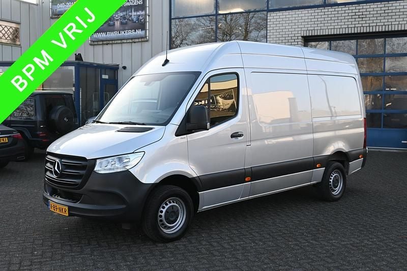 Zilver Gebruikt 2024 Mercedes Sprinter Van | € 32.950 (Super prijs) - Afbeelding 1/4