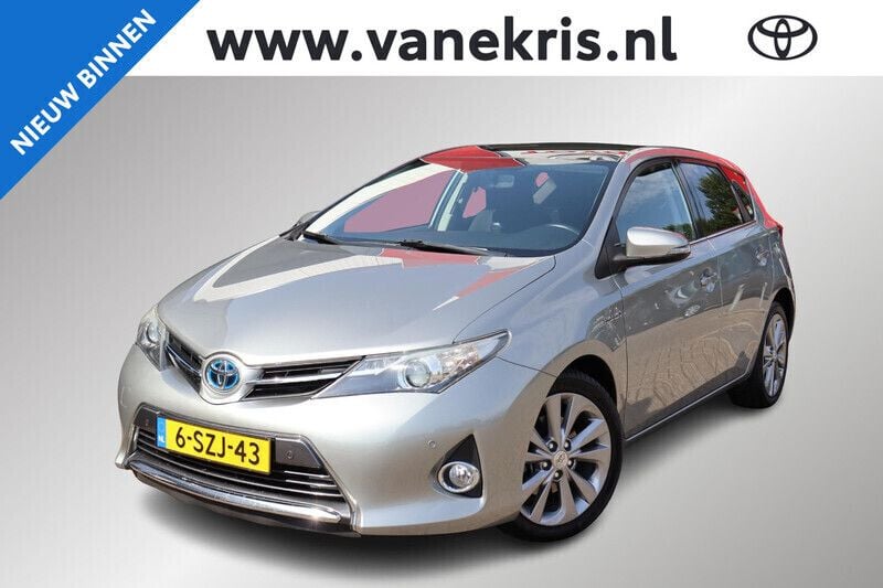 Grijs Gebruikt 2014 Toyota Auris Hybrid Hatchback | € 12.995 (Eerlijke prijs) - Afbeelding 1/4