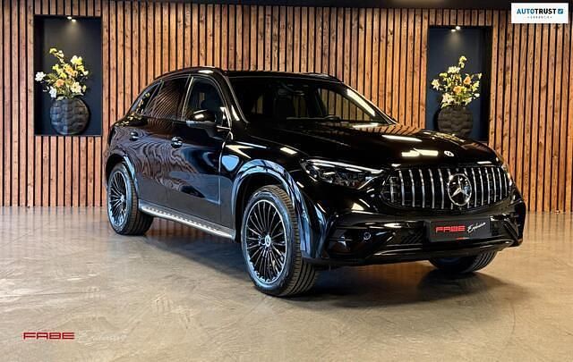 Zwart Occasion 2023 Mercedes GLC400d AMG line SUV | € 64.900 (Eerlijke prijs) - Afbeelding 1/4