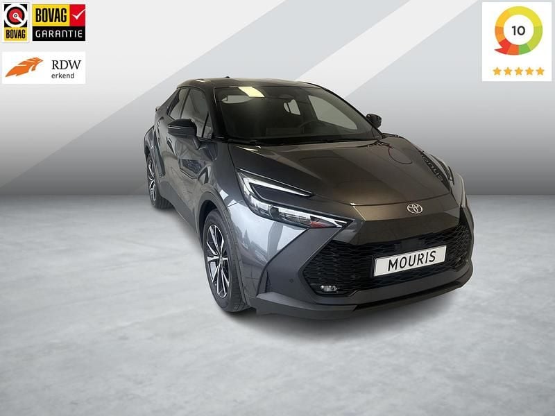Grijs Gebruikt 2024 Toyota C-HR Edition SUV | € 35.450 (Super prijs) - Afbeelding 1/4