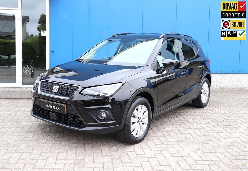 Zwart Gebruikt 2019 Seat Arona Business SUV | € 15.950 (Eerlijke prijs) - Afbeelding 1/4