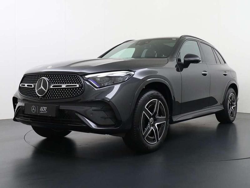Grijs Nieuw 2025 Mercedes GLC400d Sport Edition SUV | € 85.974 (Eerlijke prijs) - Afbeelding 1/4
