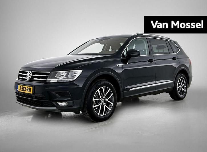 Zwart Gebruikt 2020 VW Tiguan Allspace Comfortline SUV | € 27.900 (Super prijs) - Afbeelding 1/4