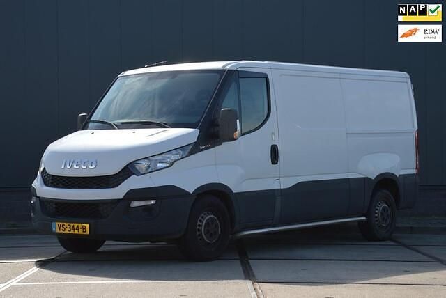 Wit Gebruikt 2015 Iveco Daily Van | € 8.950 (Goede deal) - Afbeelding 1/4