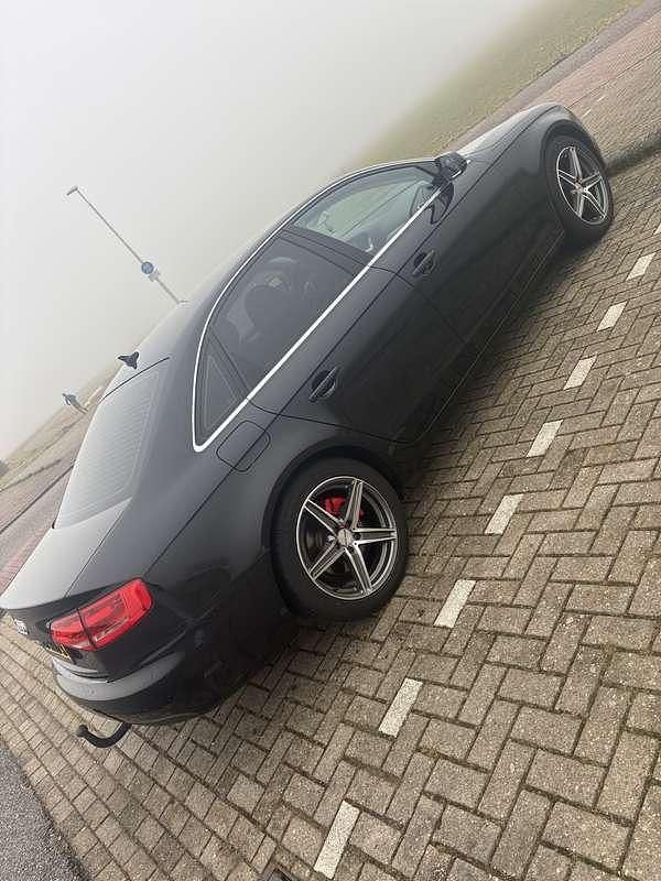 Occasion Audi A4 120 PK (88 kW) 2011 Zwart Sedan