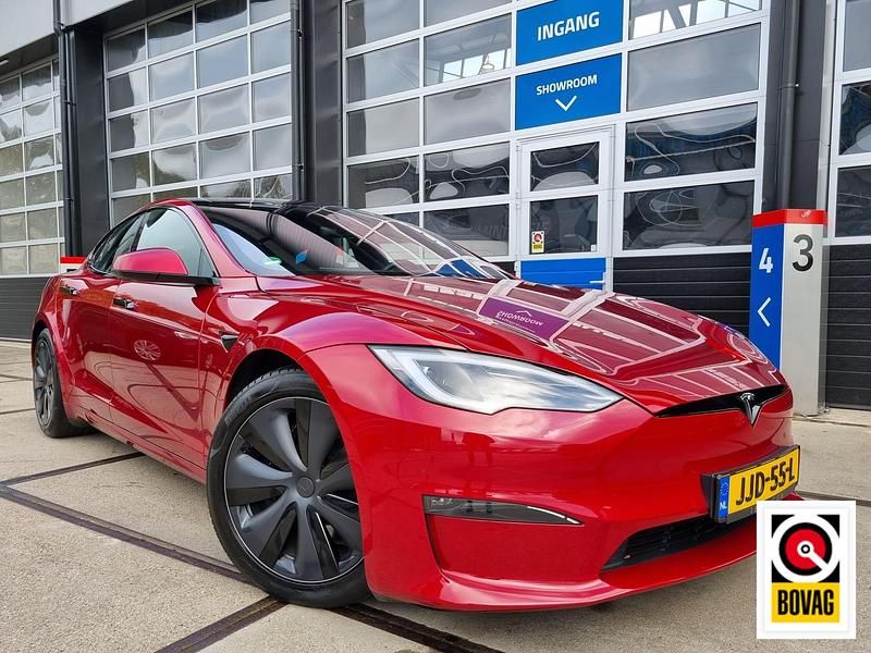 Rood Gebruikt 2023 Tesla Model S Hatchback | € 68.045 - Afbeelding 1/4