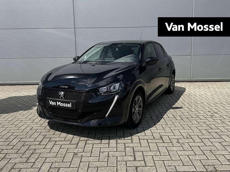 Zwart Gebruikt 2023 Peugeot e-208 Allure Hatchback | € 20.440 (Eerlijke prijs) - Afbeelding 1/3