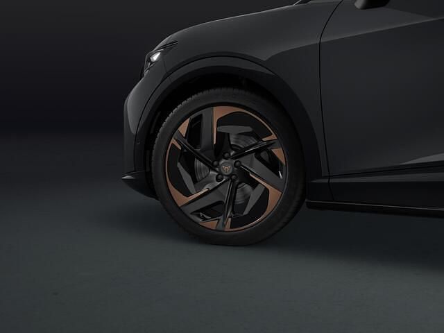 Nieuw Cupra Tavascan 210 kW (286 PK) 2025 Grijs SUV