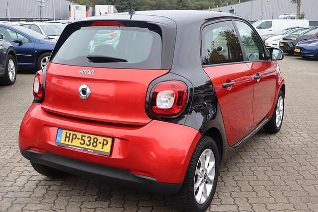 Occasion Smart ForFour Pure 90 PK (66 kW) 2015 Rood Hatchback