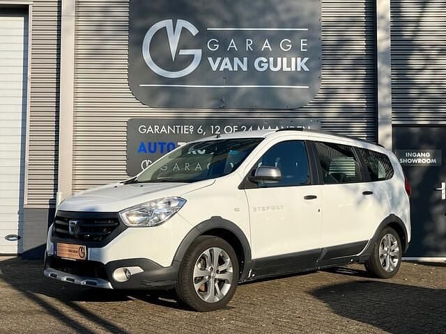Wit Gebruikt 2016 Dacia Lodgy Stepway MPV | € 10.995 (Iets duurder) - Afbeelding 1/3