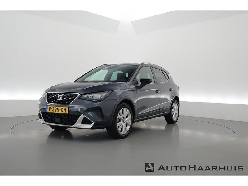 Grijs Gebruikt 2021 Seat Arona Xperience SUV | € 17.900 (Eerlijke prijs) - Afbeelding 1/3