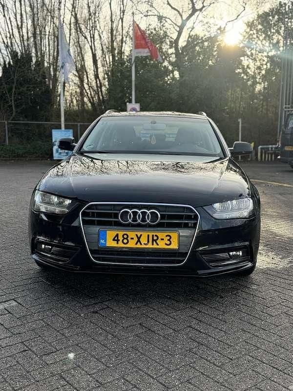 Occasion 2012 Audi A4 Ambiente Stationwagen | € 5.450 (Super prijs) - Afbeelding 1/4
