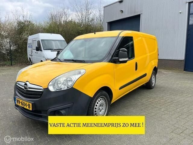 Geel Gebruikt 2016 Opel Combo Edition MPV | € 4.850 (Iets duurder) - Afbeelding 1/4