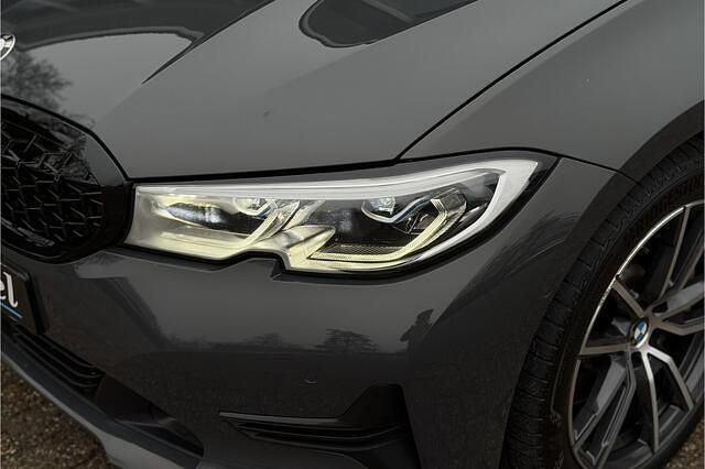 Occasion BMW 330 Comfort Edition 294 PK (216 kW) 2021 Grijs Stationwagen