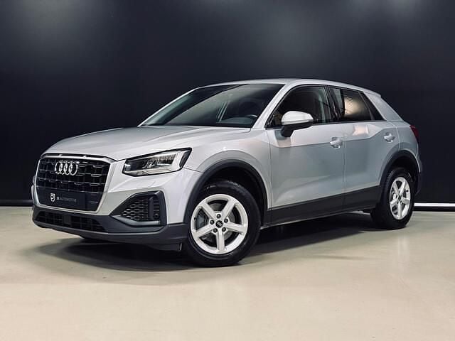 Zilver Gebruikt 2023 Audi Q2 Advanced SUV | € 25.450 (Super prijs) - Afbeelding 1/4