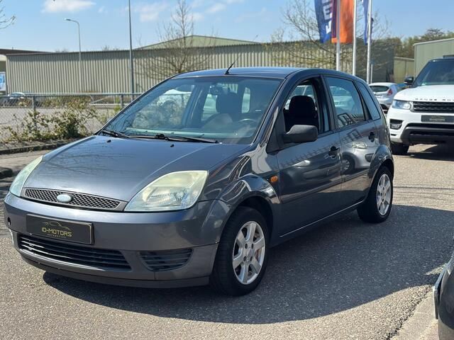 Occasion Ford Fiesta Ambiente 69 PK (50 kW) 2004 Grijs Hatchback