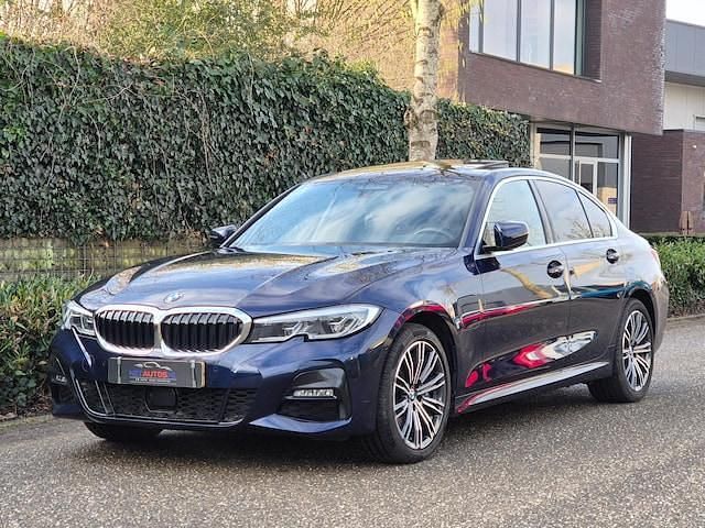 Occasion BMW 330e Executive 2019 Blauw Sedan