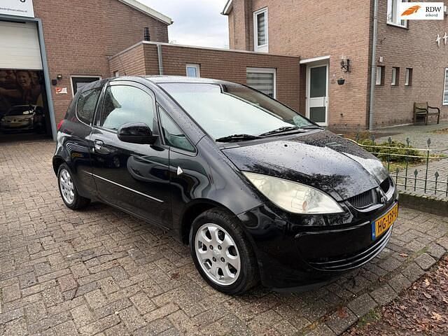 Zwart Gebruikt 2005 Mitsubishi Colt Hatchback | € 1.500 (Eerlijke prijs) - Afbeelding 1/4