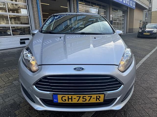 Occasion Ford Fiesta Style 67 PK (49 kW) 2015 Grijs Hatchback