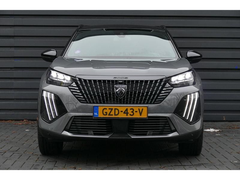 Occasion Peugeot 2008 GT 136 PK (100 kW) 2024 Grijs SUV