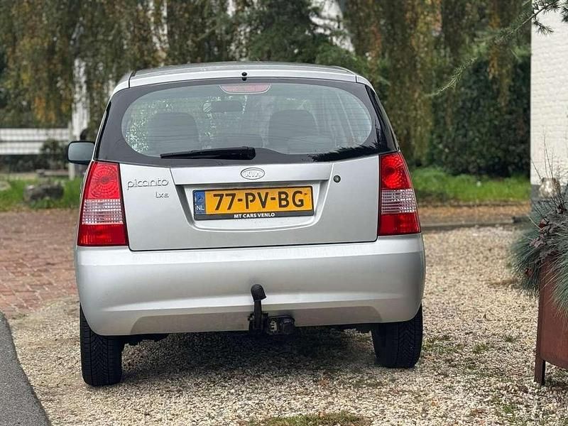 Occasion Kia Picanto 65 PK (47 kW) 2004 Grijs Hatchback
