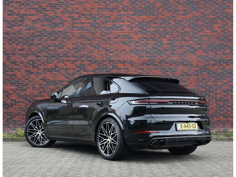 Occasion Porsche Cayenne 471 PK (346 kW) 2024 Zwart SUV