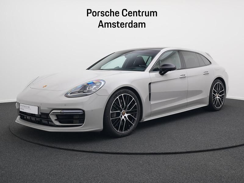 Grijs Gebruikt 2023 Porsche Panamera Platinum Edition Sedan | € 114.950 - Afbeelding 1/4