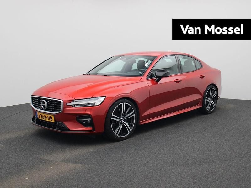 Oranje Gebruikt 2020 Volvo S60 R-Design Sedan | € 29.900 (Eerlijke prijs) - Afbeelding 1/4