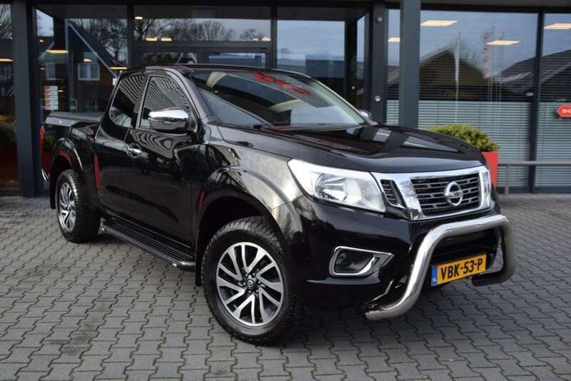 Zwart, andere lak Gebruikt 2019 Nissan Navara N-Connecta Pickup | € 30.244 (Goede deal) - Afbeelding 1/4