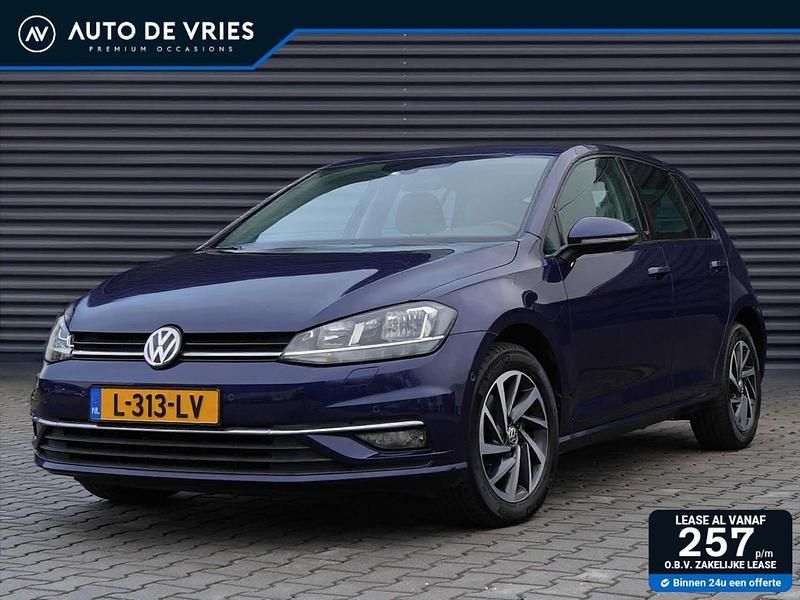 Blauw Gebruikt 2017 VW Golf VII Highline Hatchback | € 15.850 (Goede deal) - Afbeelding 1/4