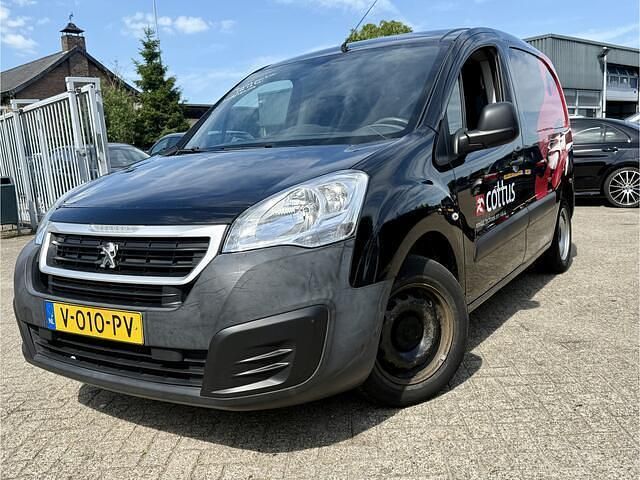 Zwart Gebruikt 2018 Peugeot Partner MPV | € 4.900 (Goede deal) - Afbeelding 1/4