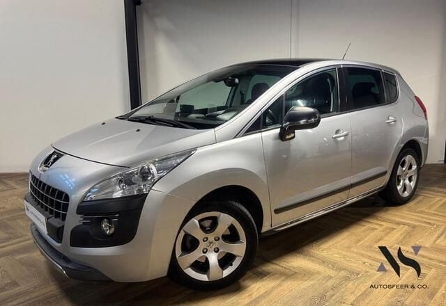 Zilver, metallic lak Gebruikt 2013 Peugeot 3008 Allure MPV | € 7.940 (Goede deal) - Afbeelding 1/4