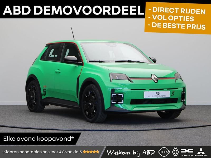 Groen Gebruikt 2025 Renault R5 Urban Hatchback | € 25.240 (Super prijs) - Afbeelding 1/3