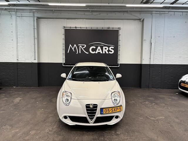 Wit Gebruikt 2012 Alfa Romeo MiTo Distinctive Hatchback | € 1.950 (Duur) - Afbeelding 1/4