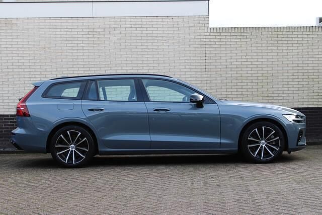 Occasion Volvo V60 Plus 350 PK (257 kW) 2023 Grijs Stationwagen