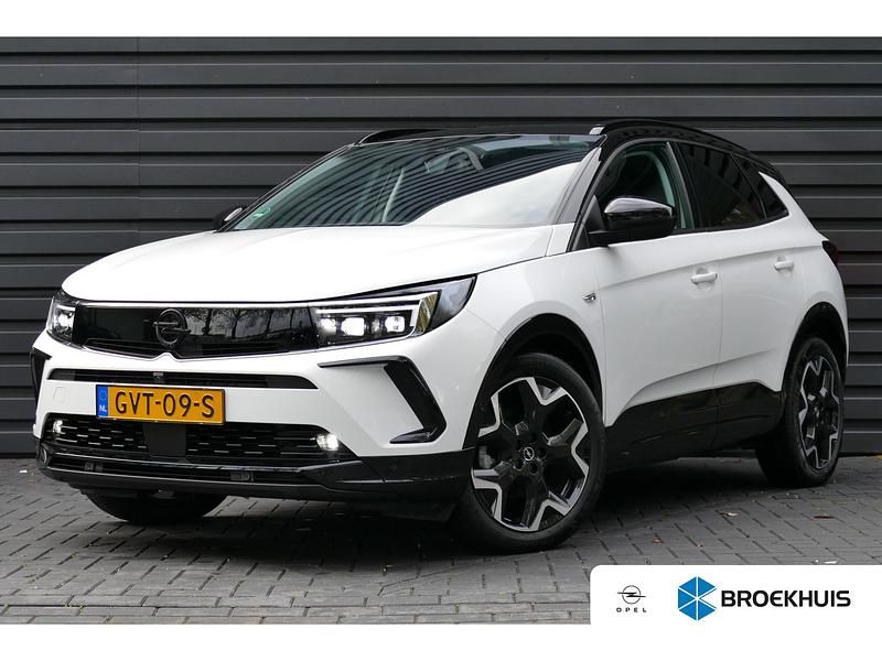Wit Gebruikt 2024 Opel Grandland X Ultimate SUV | € 30.695 (Eerlijke prijs) - Afbeelding 1/4