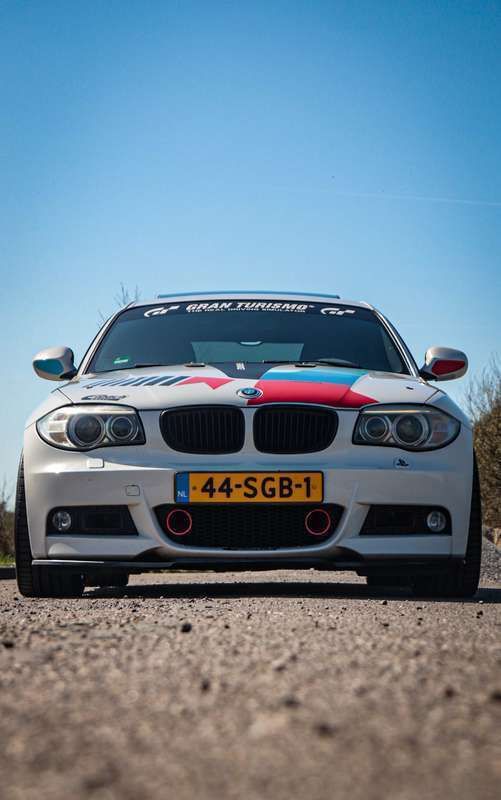Wit Gebruikt 2011 BMW 118 Coupé Coupé | € 9.500 - Afbeelding 1/4