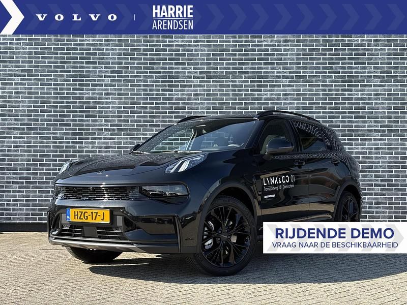 Zwart Gebruikt 2025 Lynk & Co 01 SUV | € 44.694 - Afbeelding 1/4
