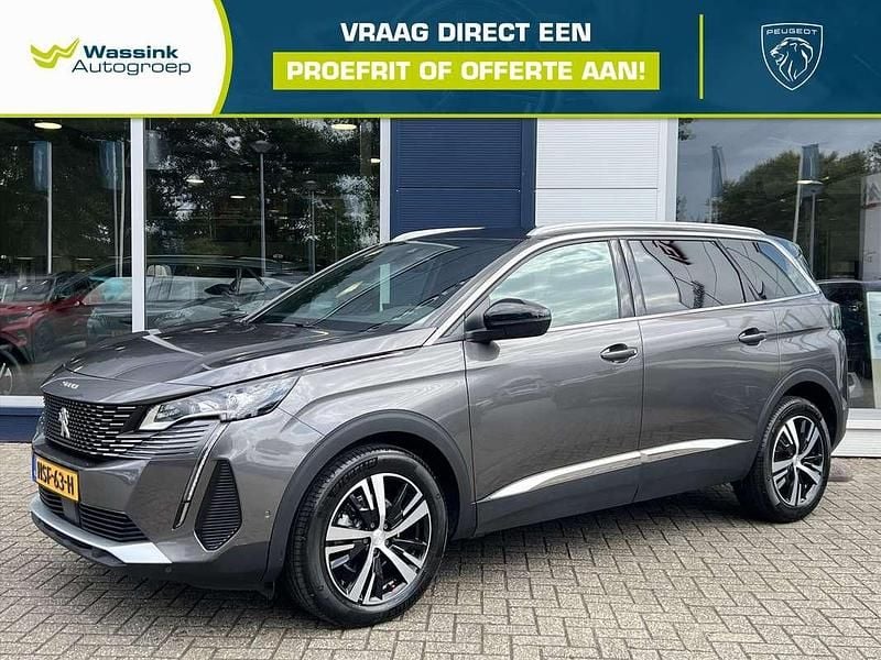 Grijs Gebruikt 2023 Peugeot 5008 GTi MPV | € 32.900 (Eerlijke prijs) - Afbeelding 1/4