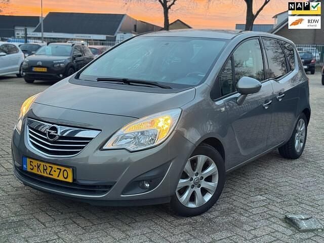Bruin Occasion 2013 Opel Meriva Cosmo MPV | € 3.299 (Goede deal) - Afbeelding 1/4