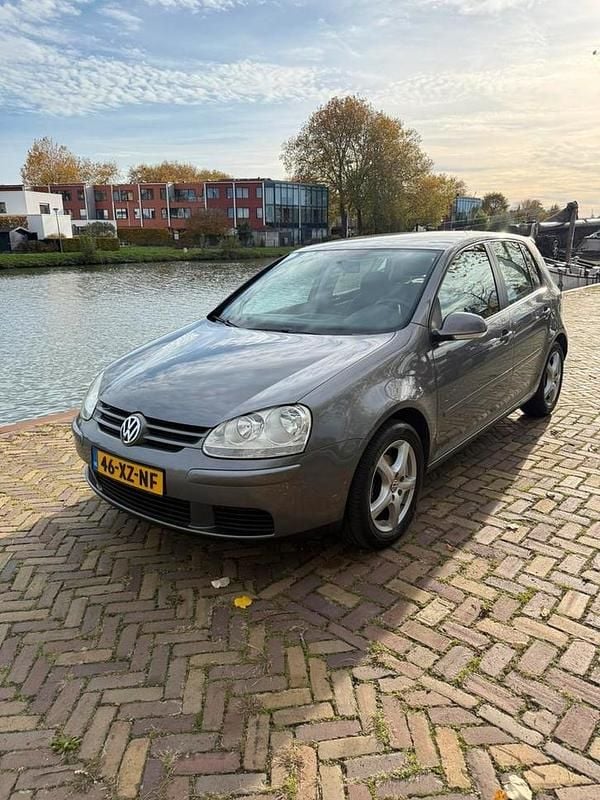 Gebruikt 2007 VW Golf V Sedan | € 4.099 (Eerlijke prijs) - Afbeelding 1/4