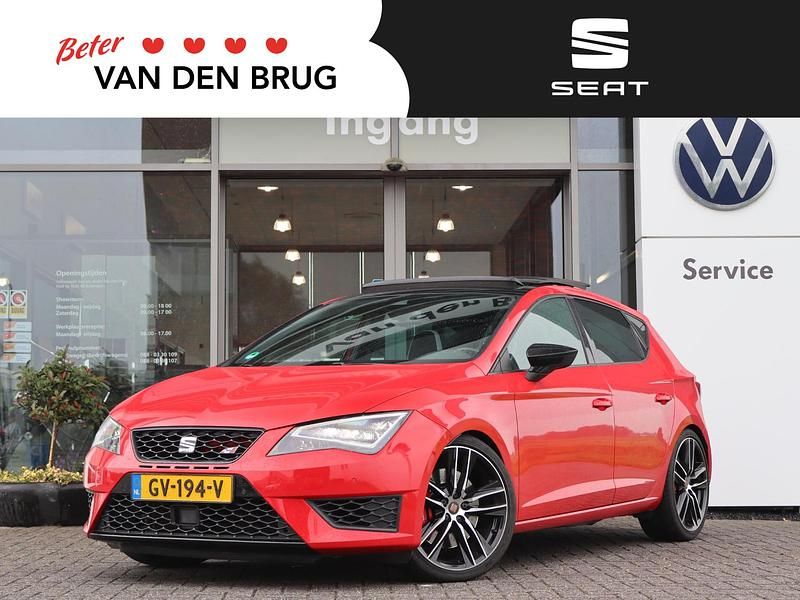 Rood Gebruikt 2016 Cupra Leon Hatchback | € 23.245 - Afbeelding 1/4