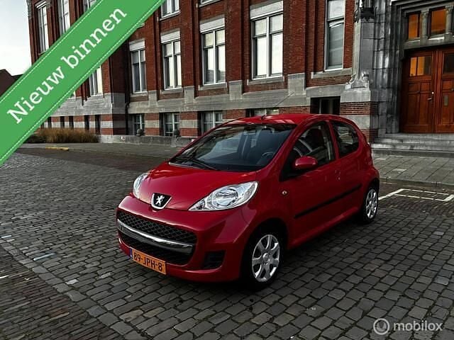 Occasion Peugeot 107 68 PK (50 kW) 2009 Rood Hatchback
