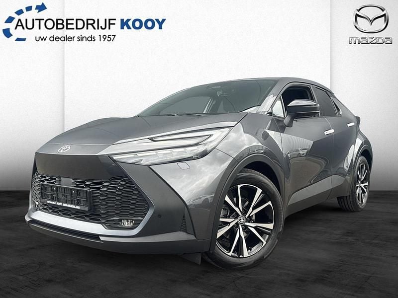 Grijs Gebruikt 2024 Toyota C-HR Limited SUV | € 33.945 (Duur) - Afbeelding 1/4